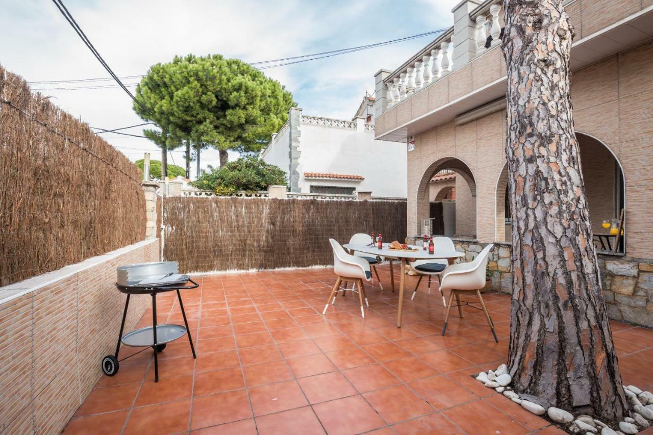 Willa Casa Samara Castelldefels Zewnętrze zdjęcie